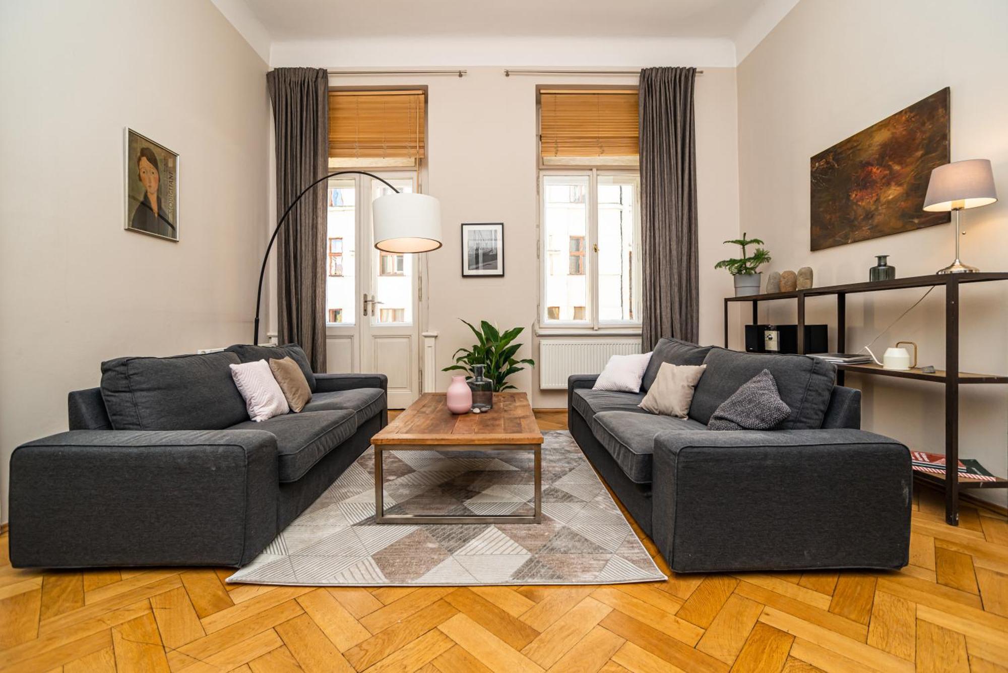 Large And Modern Apartment In The Heart Of Praga Zewnętrze zdjęcie