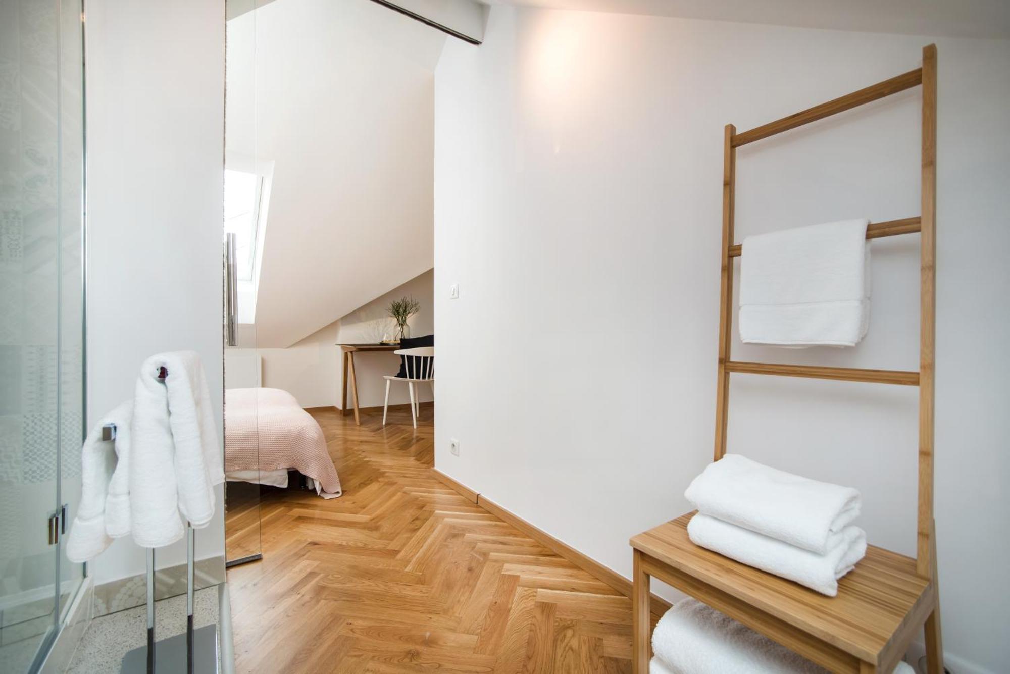Large And Modern Apartment In The Heart Of Praga Zewnętrze zdjęcie