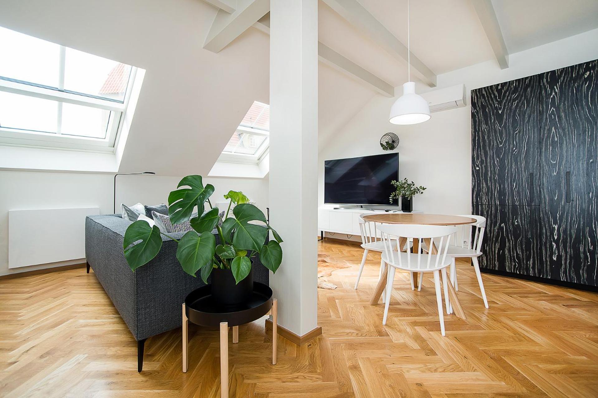 Large And Modern Apartment In The Heart Of Praga Zewnętrze zdjęcie