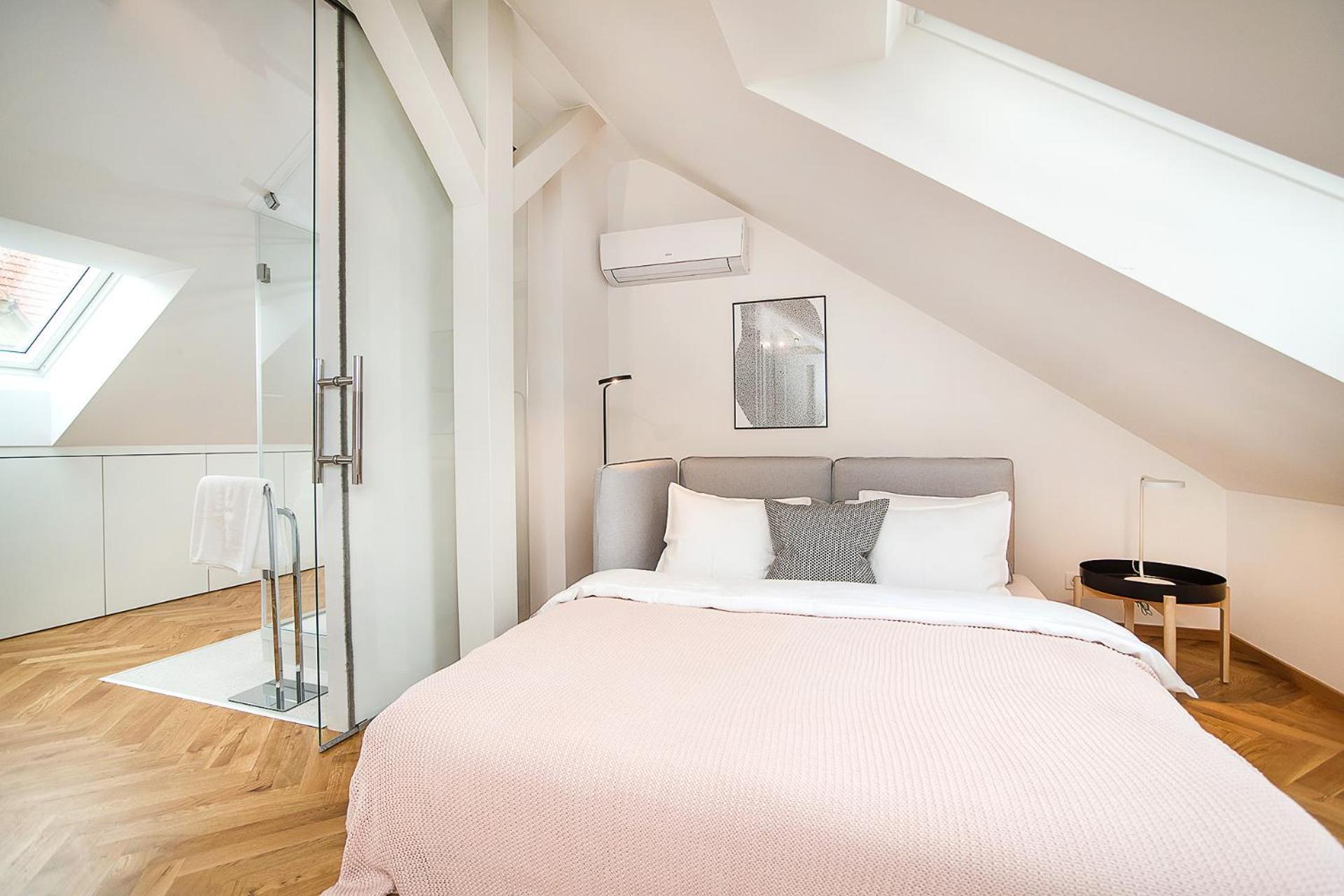 Large And Modern Apartment In The Heart Of Praga Zewnętrze zdjęcie