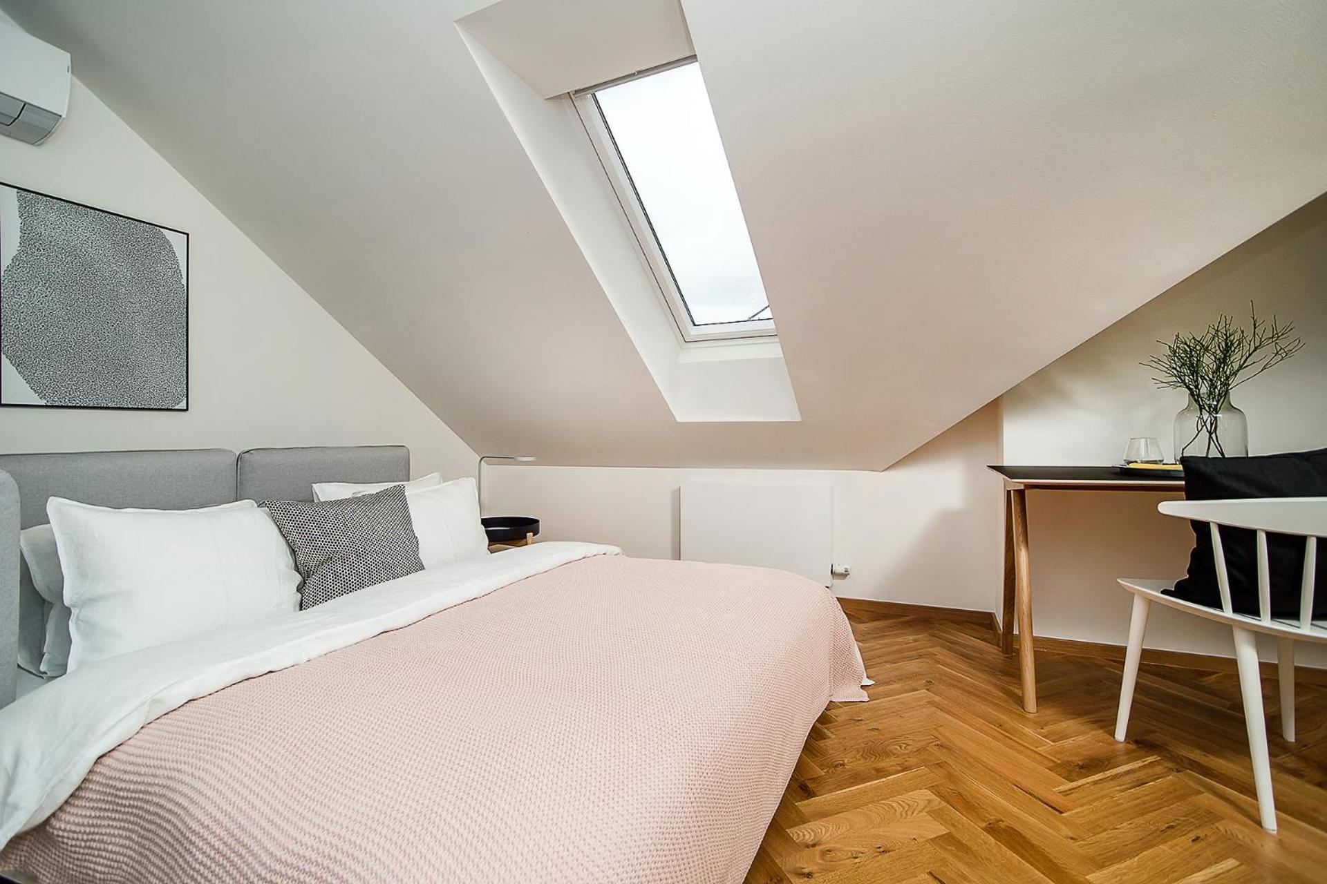 Large And Modern Apartment In The Heart Of Praga Zewnętrze zdjęcie