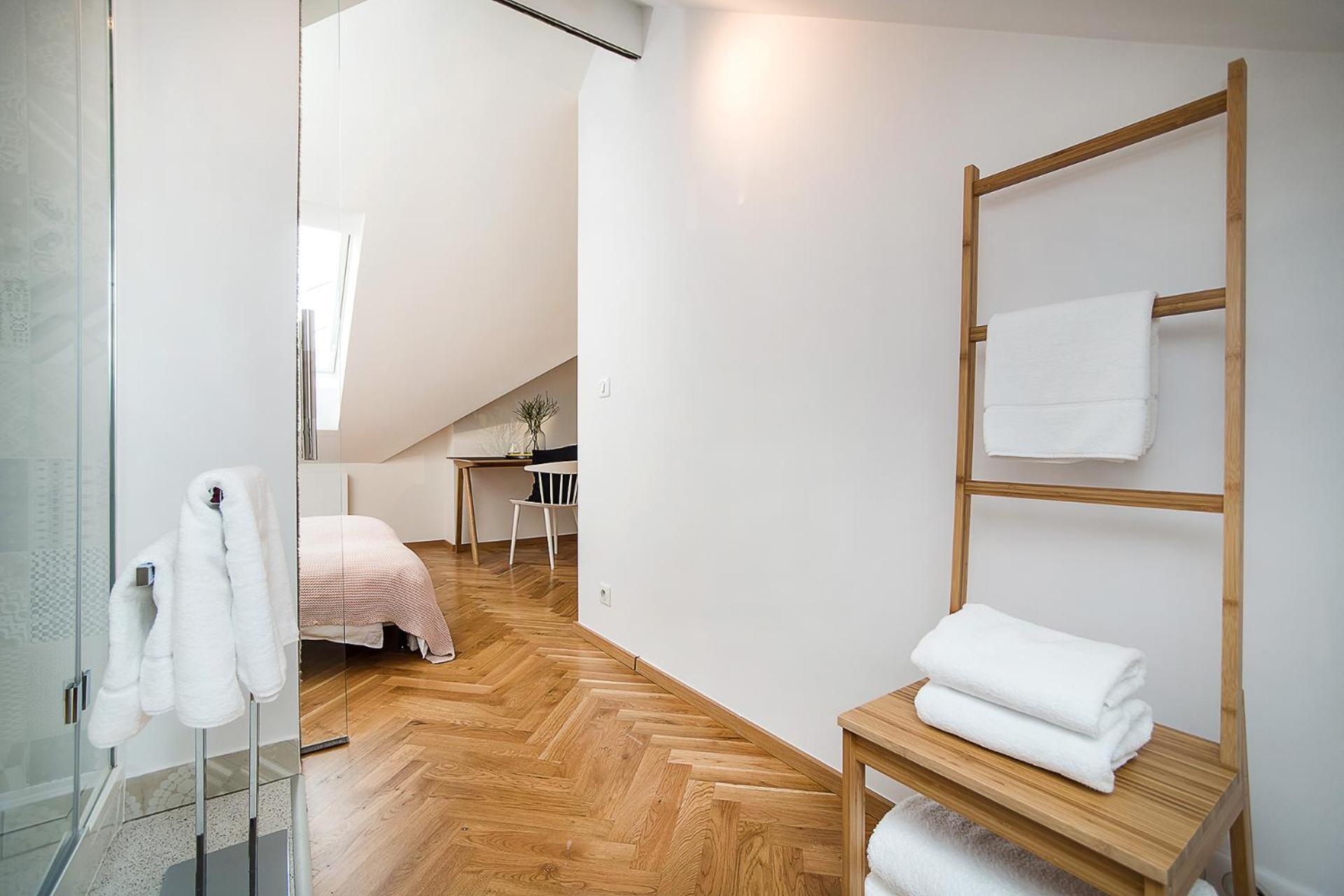 Large And Modern Apartment In The Heart Of Praga Zewnętrze zdjęcie